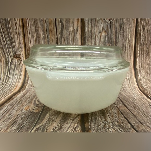 Vintage Anchor Hocking -  Fire King 1 1/2 Quart Oval Covered Meadow Green 433 - Picture 2 of 11